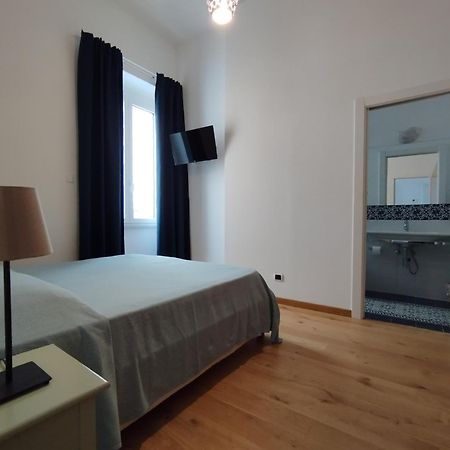 Locanda Mari Ponza Eksteriør billede